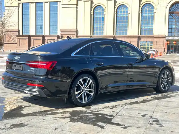 Audi A6L 2020
