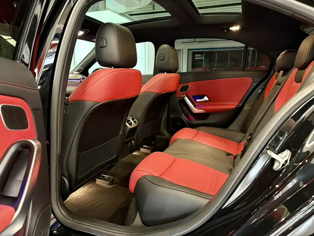 Mercedes-Benz A-Class AMG 2022 — фото 16