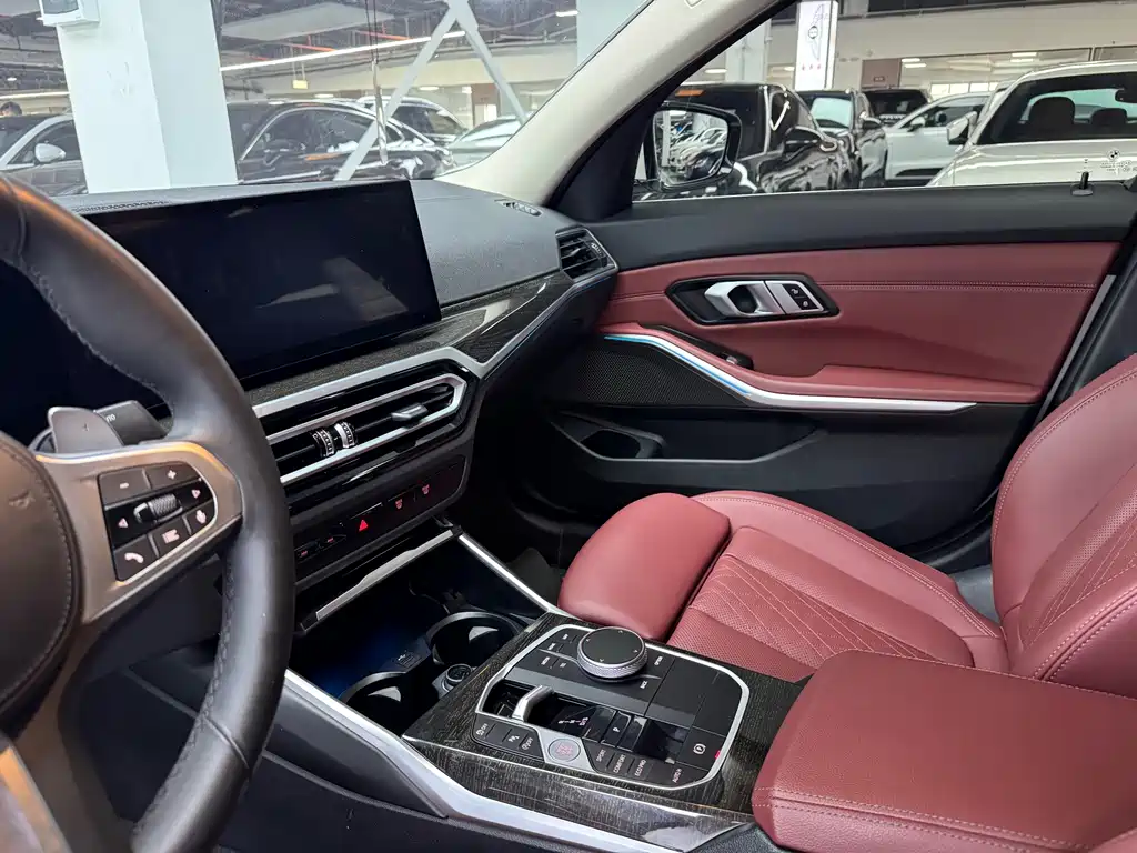 BMW 3 Series 2023