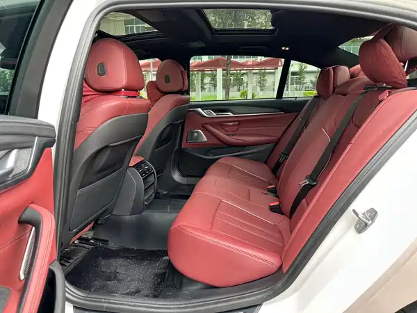 BMW 5 Series 2020