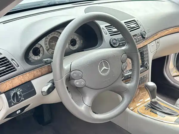 Mercedes-Benz E-Class 2008