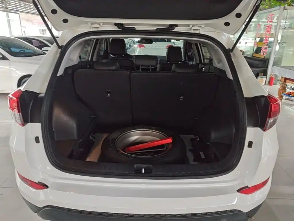 Hyundai Tucson 2019 — фото 19