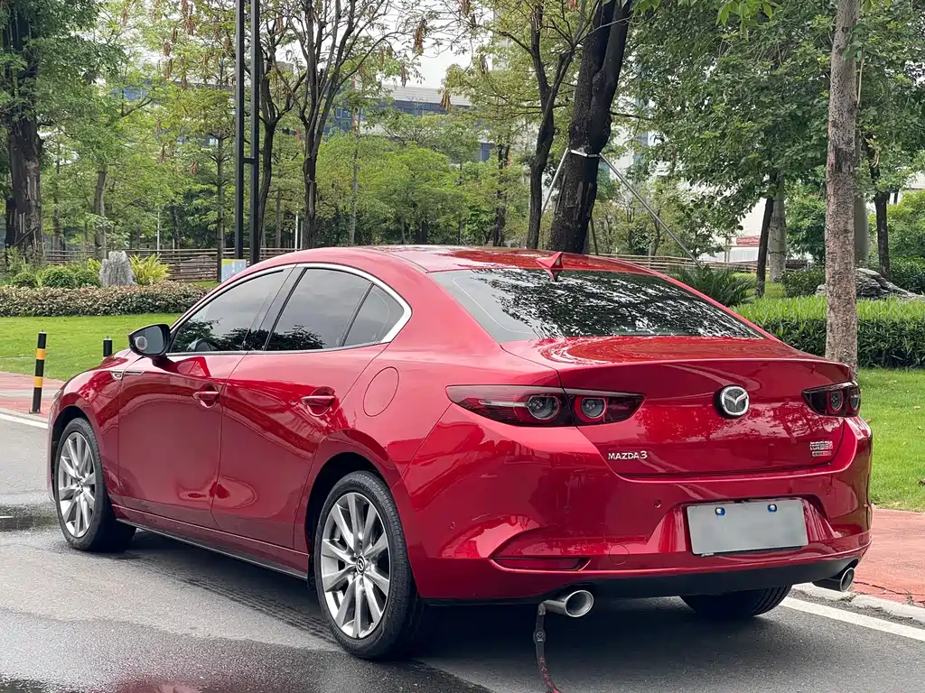 Mazda 3 Axela 2020 — фото 6