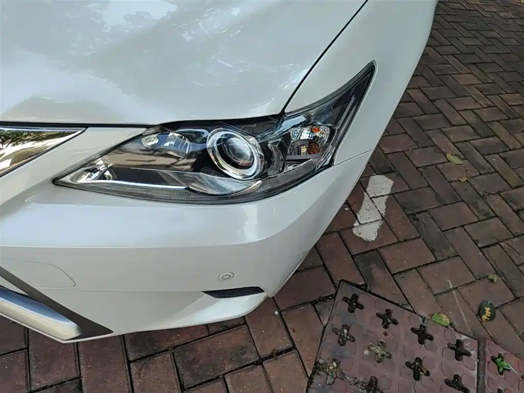 Lexus CT 2015 — фото 24