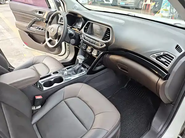 GAC Trumpchi GS4 2017