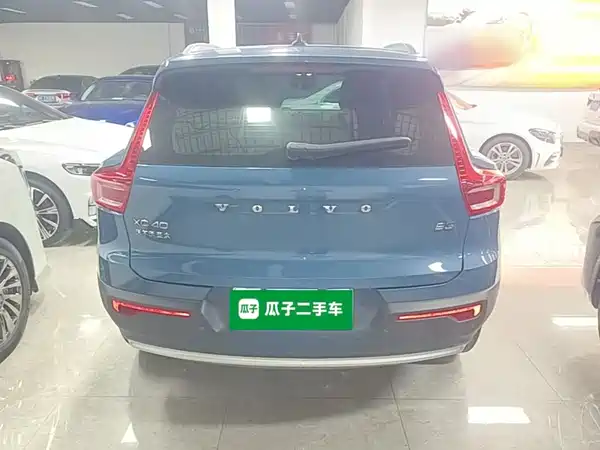 Volvo XC40 2023