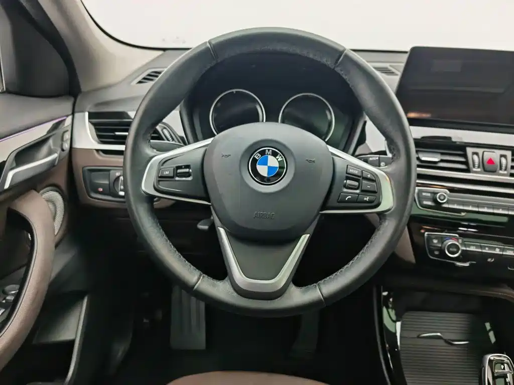 BMW X2 2021 — фото 11