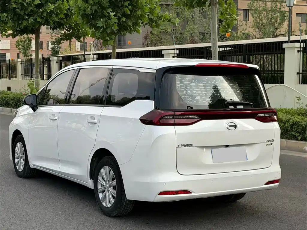 GAC Motor Trumpchi M6 2019 — фото 7
