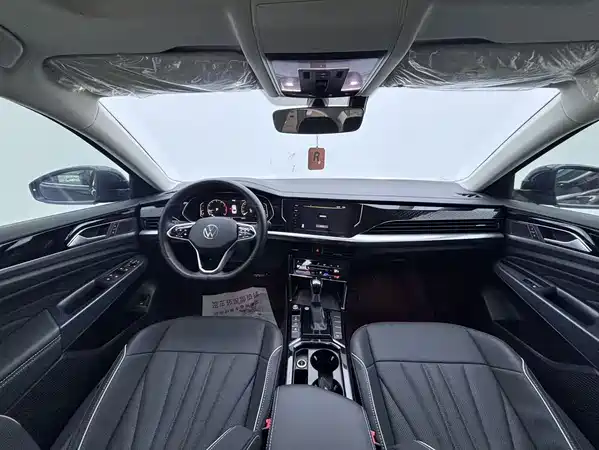 Volkswagen Passat 2024