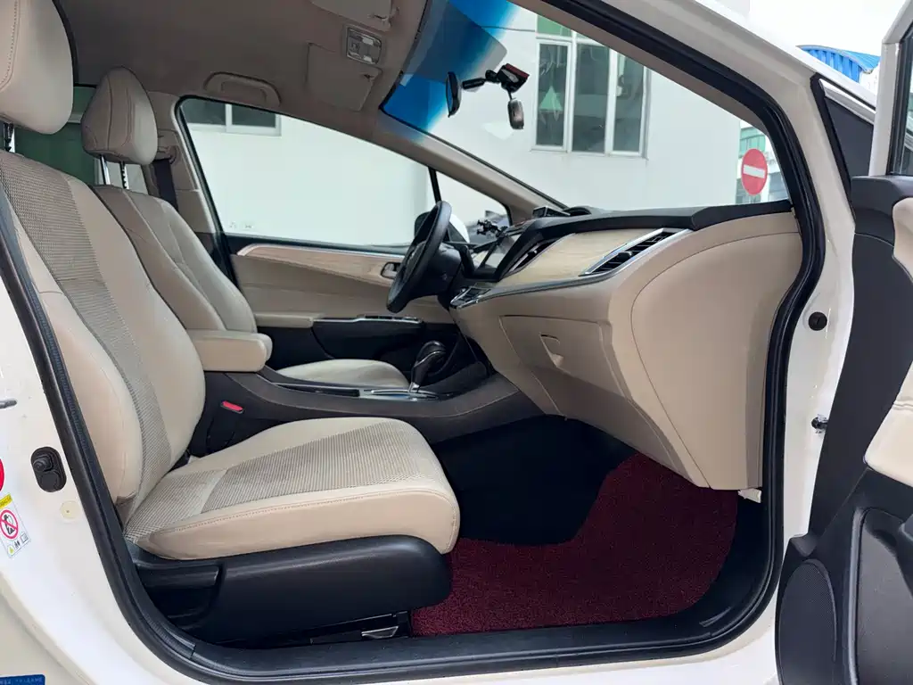 Honda Jade 2014 — фото 20