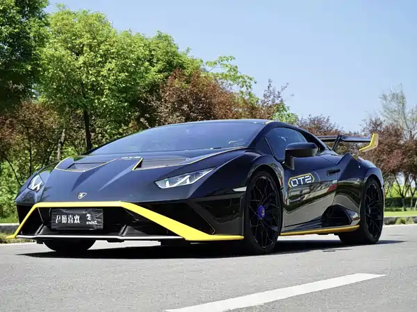 Lamborghini Huracan 2021