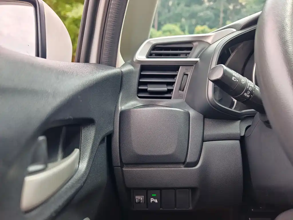 Honda Fit 2016 — фото 27