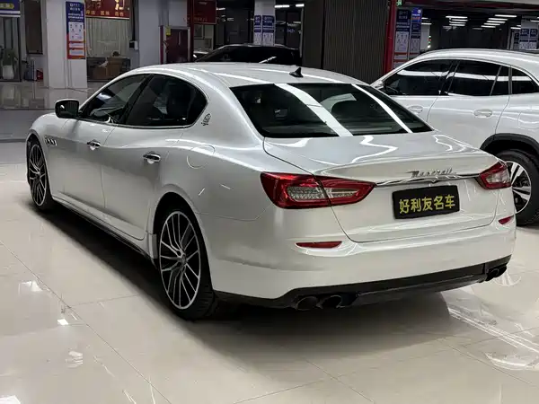 Maserati Quattroporte 2014