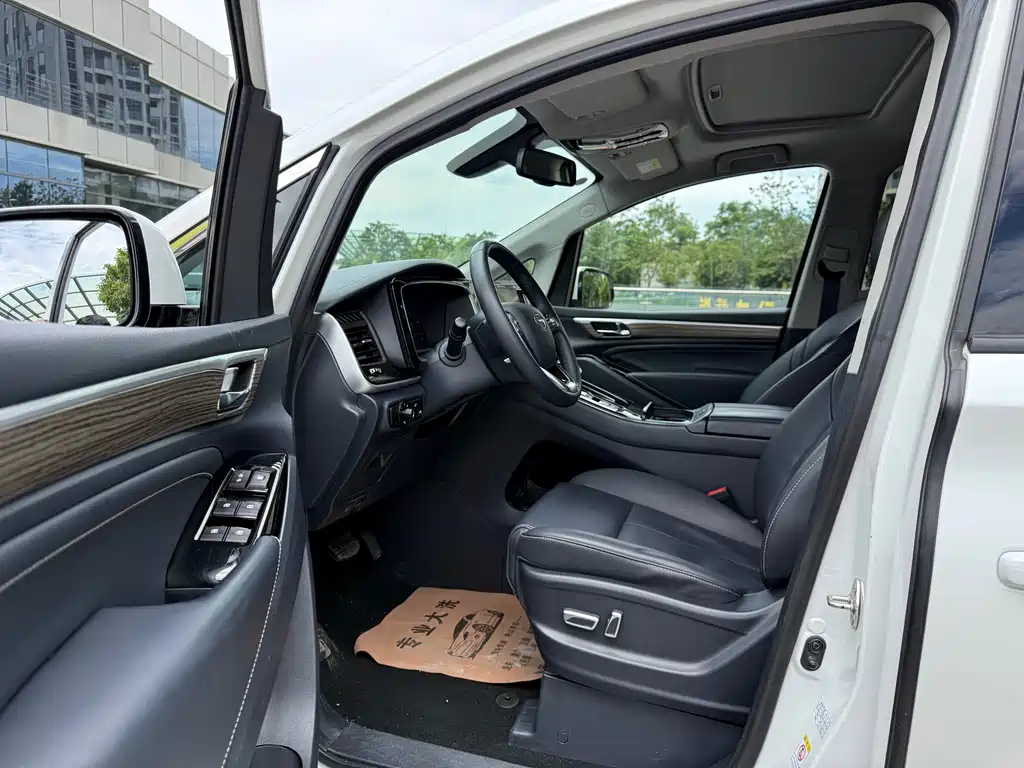 GAC Motor Trumpchi M8 2023 — фото 4
