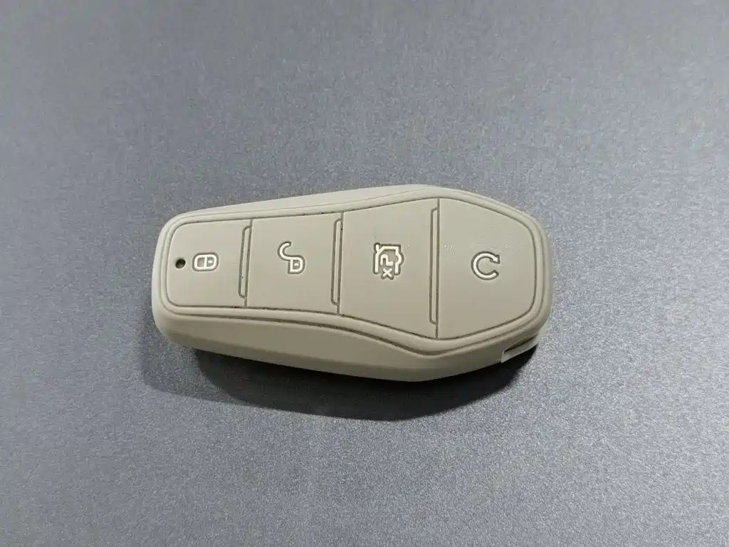 BYD Song PLUS New Energy 2023 — фото 19