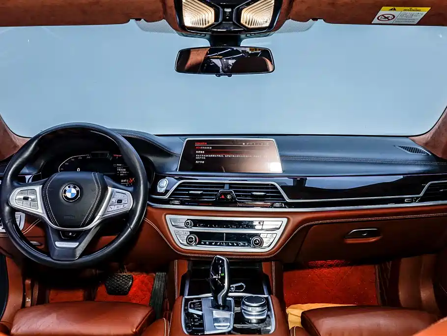 BMW 7 Series 2020 — фото 22
