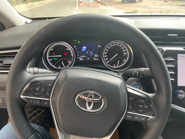Toyota Camry 2018