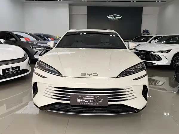 BYD Seal 07 DM-i 2025