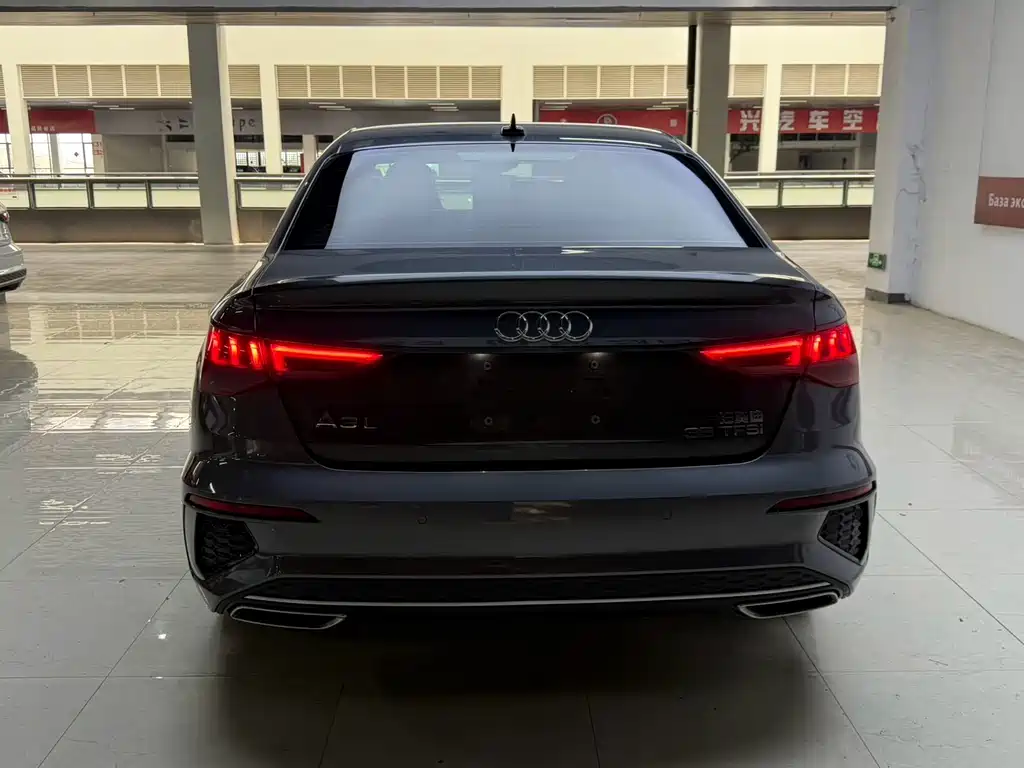 Audi A3 2022 — фото 20