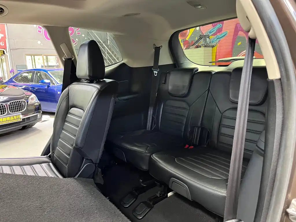 Ford Edge 2015 — фото 22