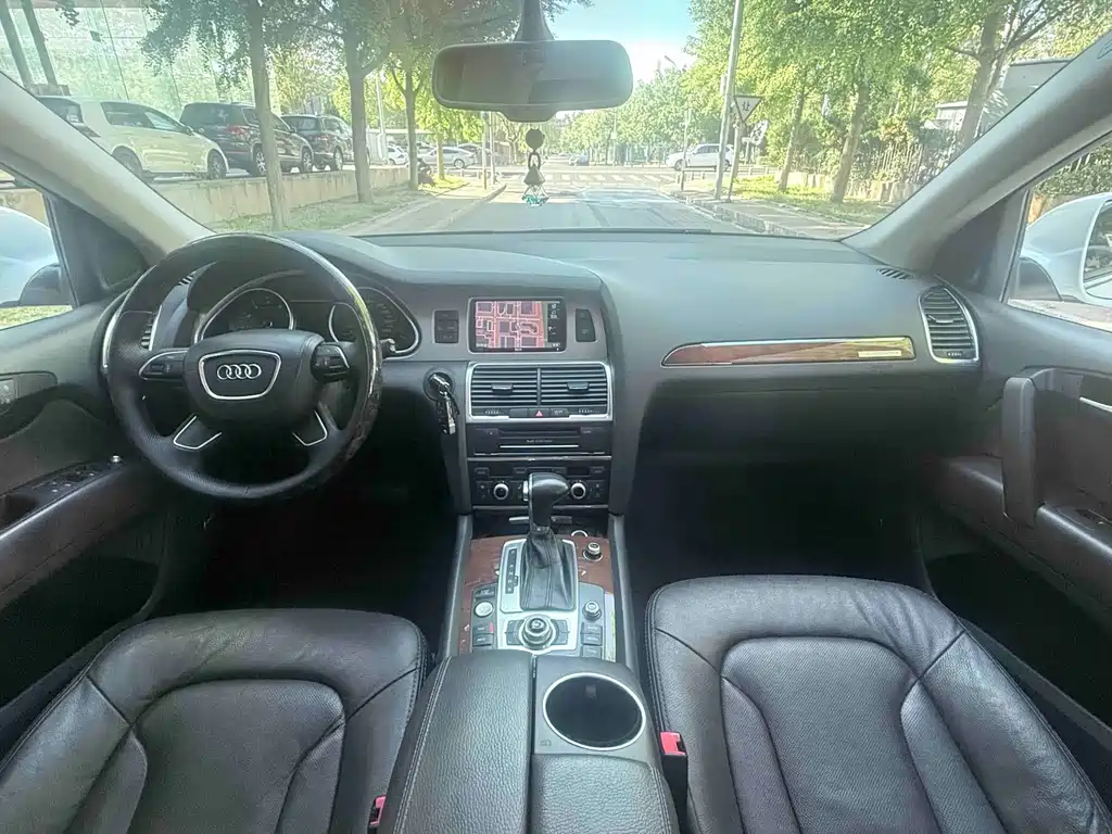 Audi Q7 2015 — фото 7