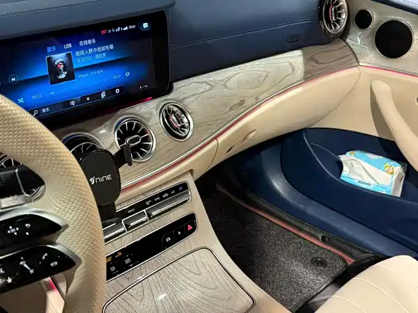 Mercedes-Benz E-Class 2024