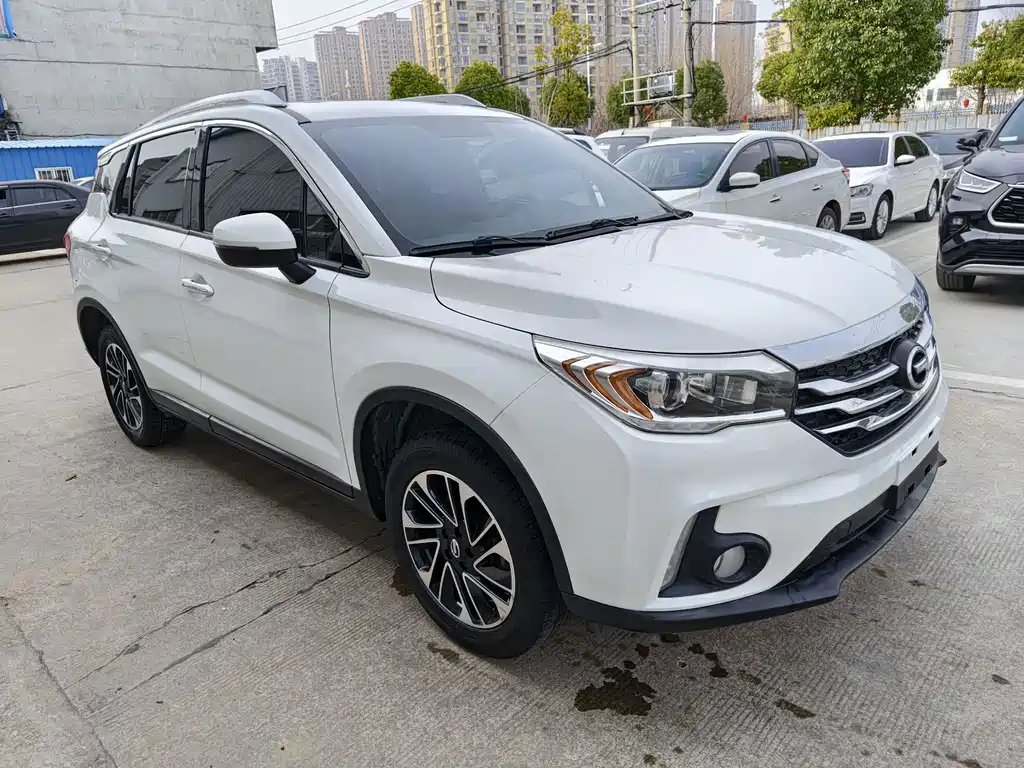 GAC Trumpchi GS4 2018 — фото 3