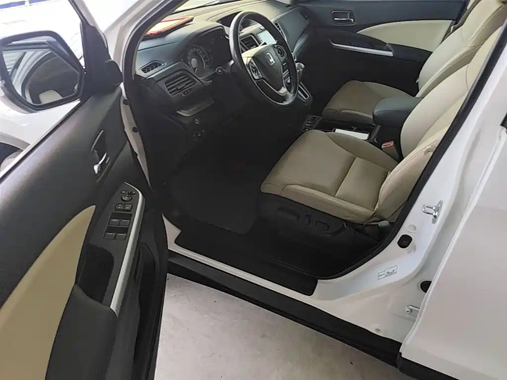 Honda CR-V 2015 — фото 16