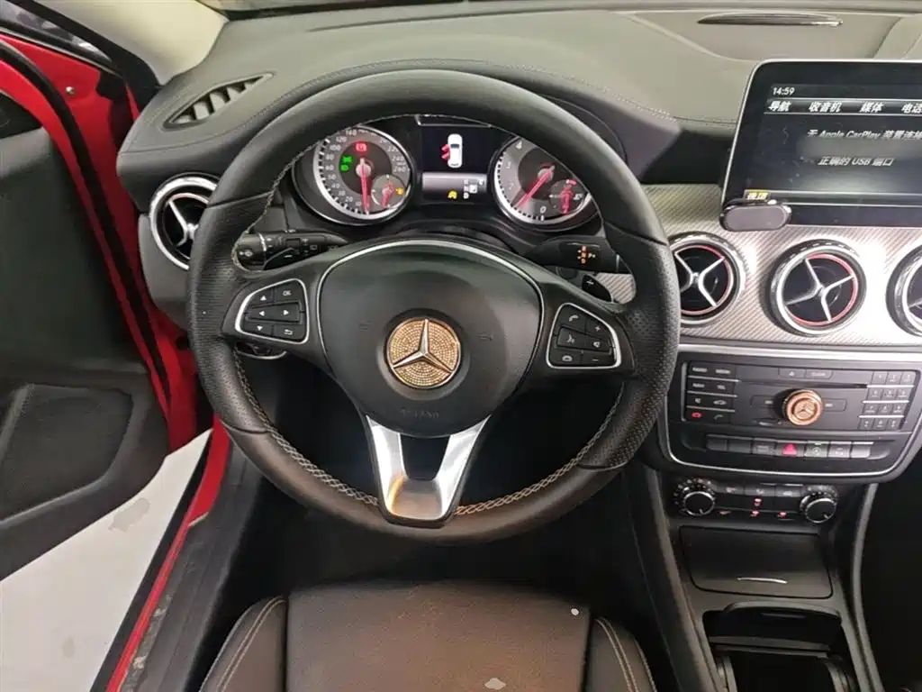 Mercedes-Benz GLA 2017 — фото 11