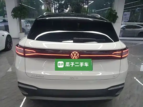 Volkswagen ID.4 X 2024