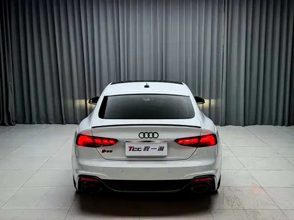 Audi RS 5 2022