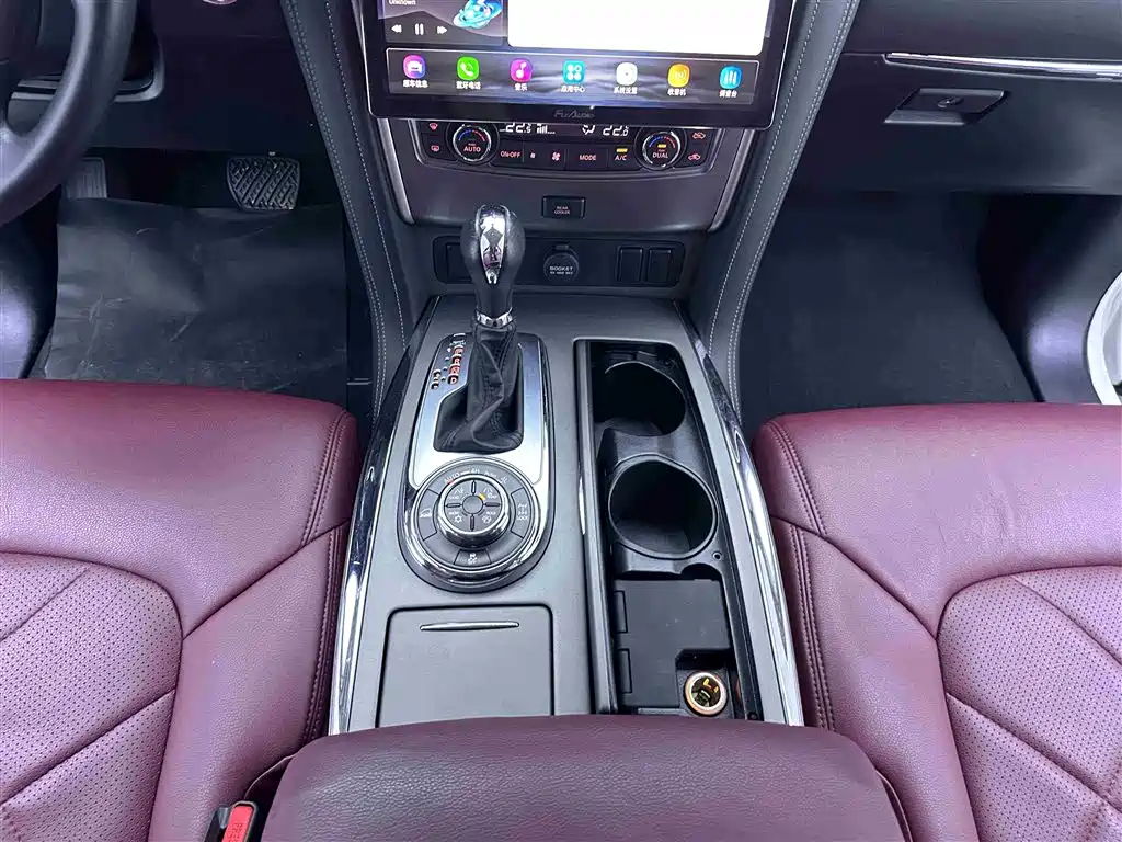 Nissan Patrol 2019 — фото 14