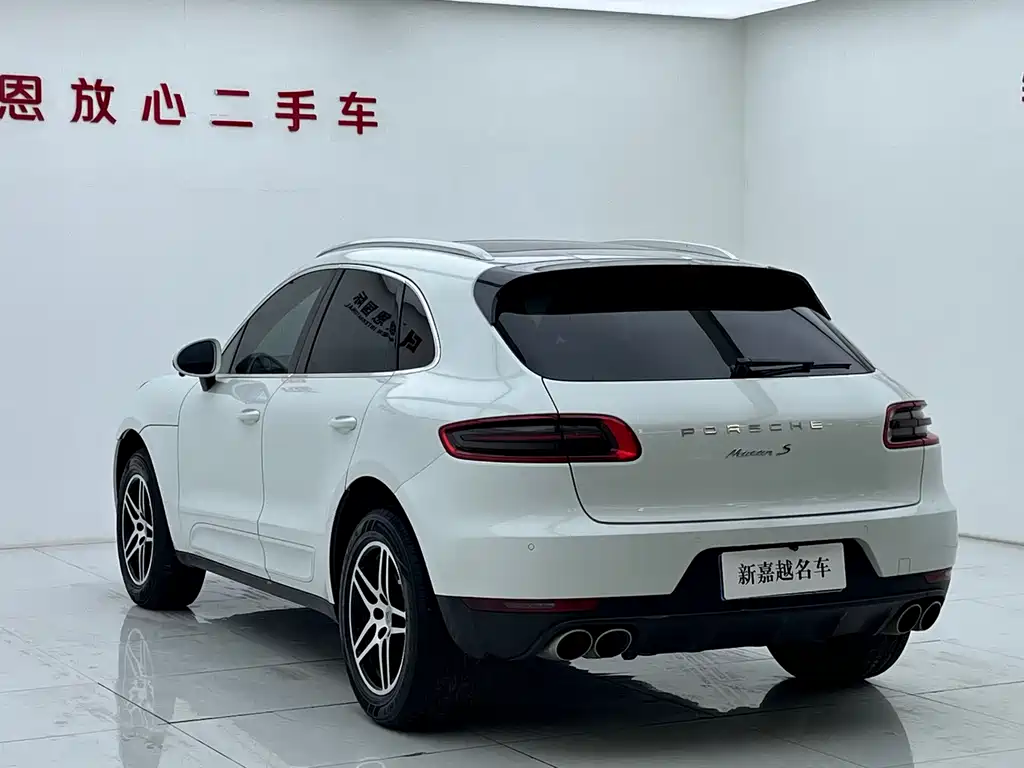 Porsche Macan 2014 — фото 17