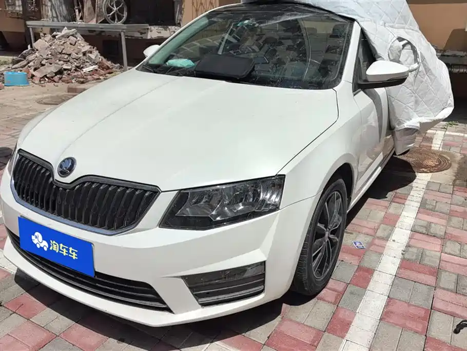 Skoda Octavia 2016 — фото 1