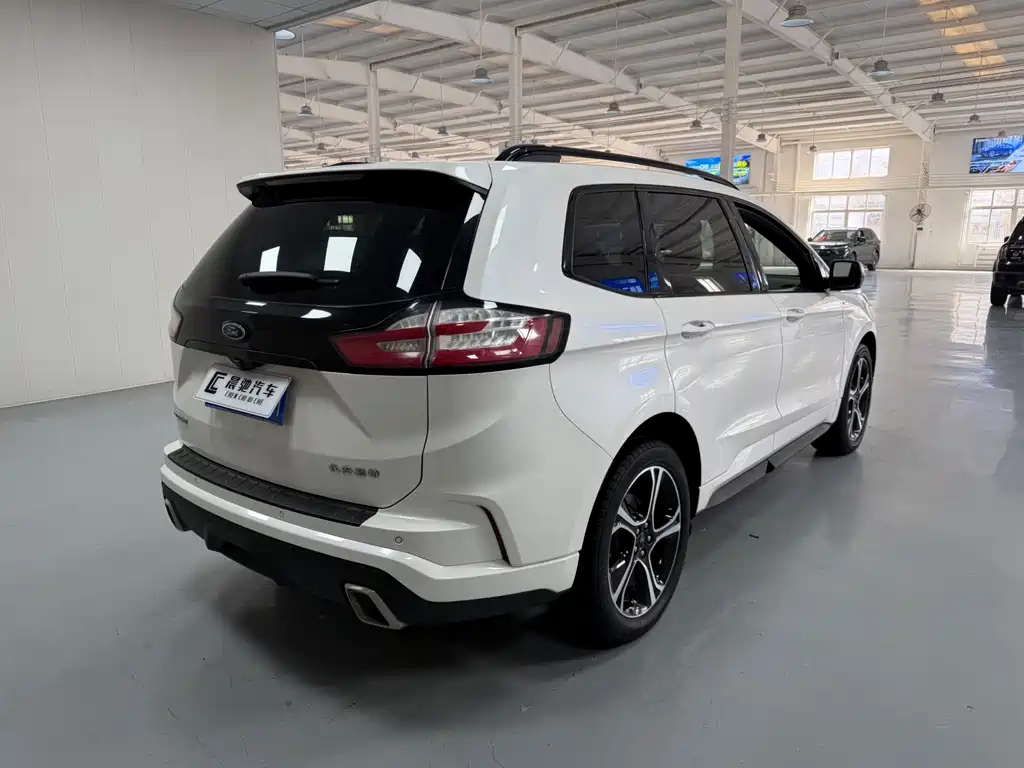 Ford Edge 2020 — фото 4