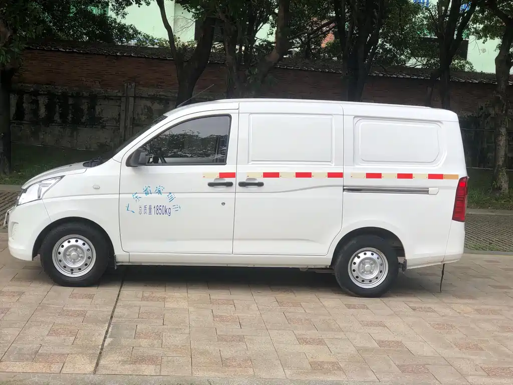 Wuling Rongguang V 2019 — фото 5