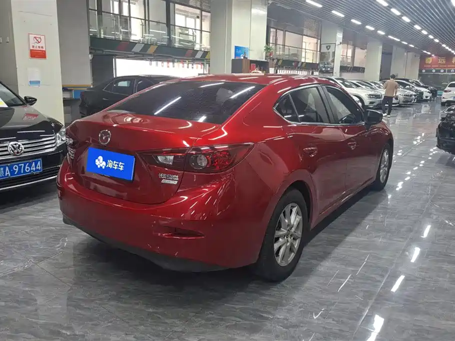 Mazda 3 Axela 2016 — фото 3
