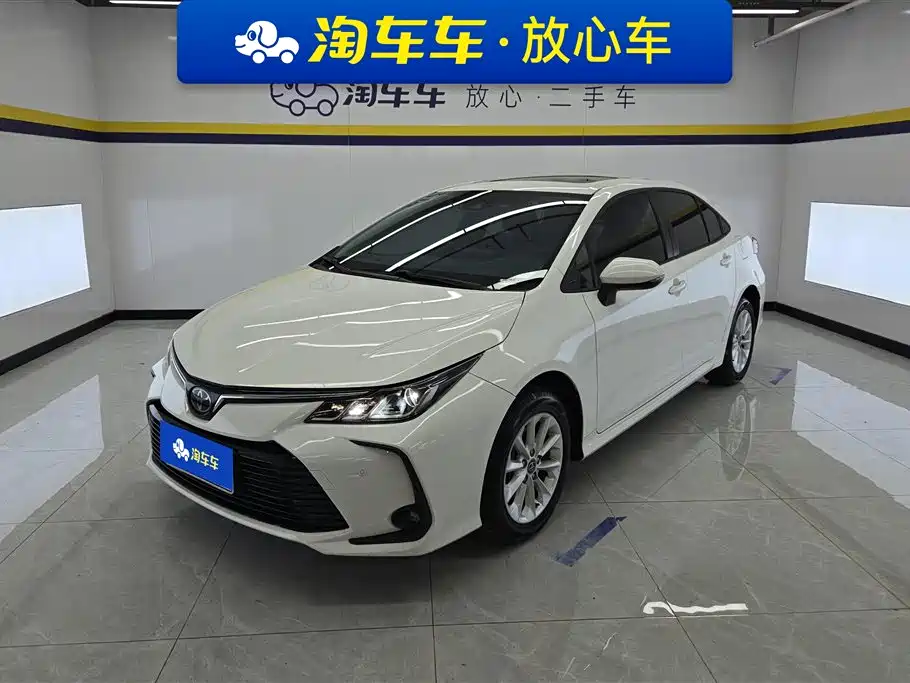 Toyota Corolla 2021 — фото 1