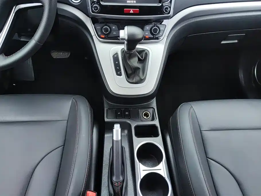 Haval M6 2021 — фото 16