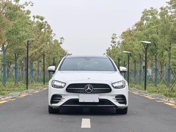 Mercedes-Benz E-Class 2021
