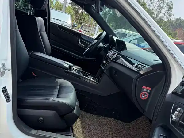 Mercedes-Benz E-Class 2014