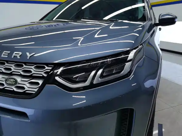 Land Rover Discovery Sport 2021