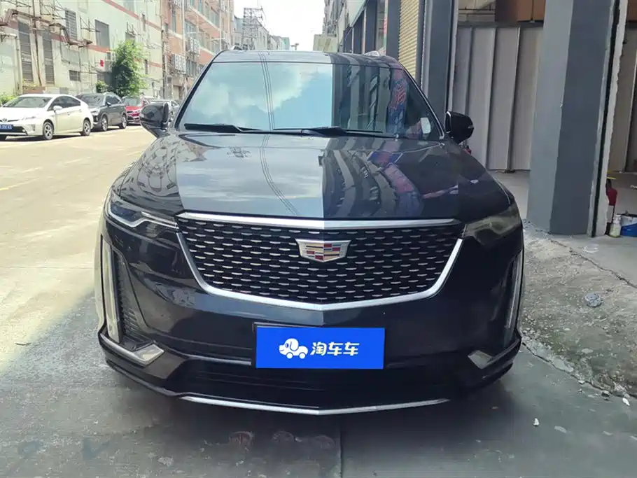 Cadillac XT6 2021 — фото 2