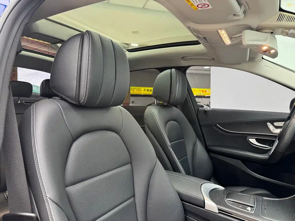 Mercedes-Benz C-Class 2018 — фото 15