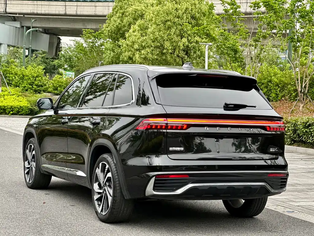 Geely Xingyue L 2023 — фото 4