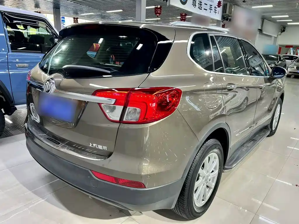 Buick Envision Plus 2017 — фото 11