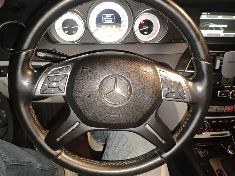 Mercedes-Benz C-Class 2012 — фото 15