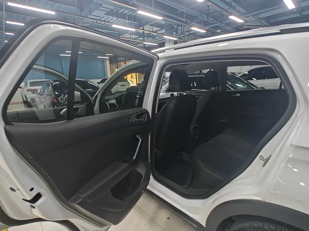 Volkswagen Tacqua 2022