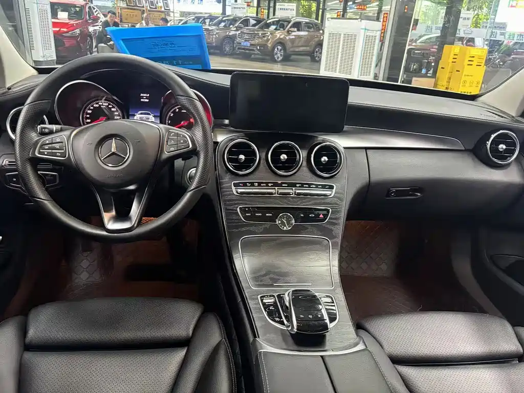 Mercedes-Benz C-Class 2016 — фото 11