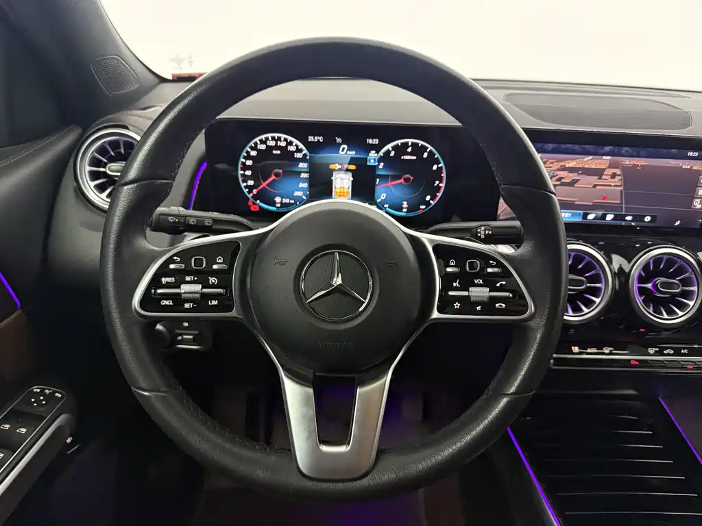 Mercedes-Benz GLB 2022 — фото 10